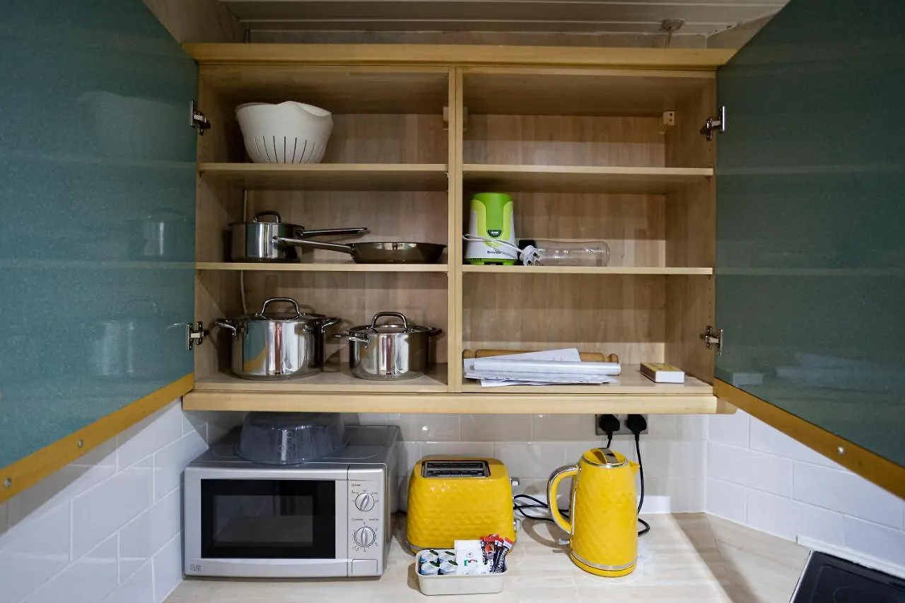 Oesis - Stylish Holiday Home Near Edinburgh City Centre